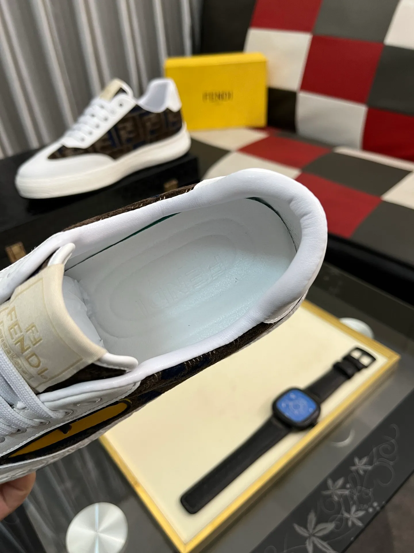 Men's shoes 💰420⌚️⌚️FENDI "Fendi" P480 Regular size: 38-44 (casual shoes) Product materials: Selected cowhide upper, soft sheepskin lining; original outsole. 4️⃣colors available